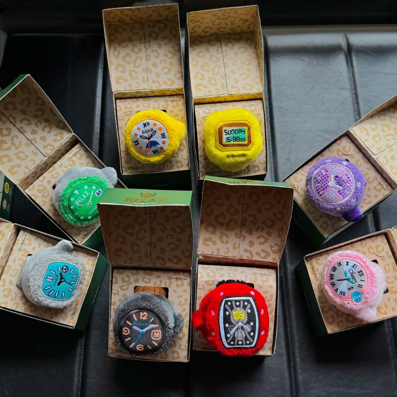 In Stock Pop Sunday Plush Rela - đánh giá và giá Jewelry Box With Watches
