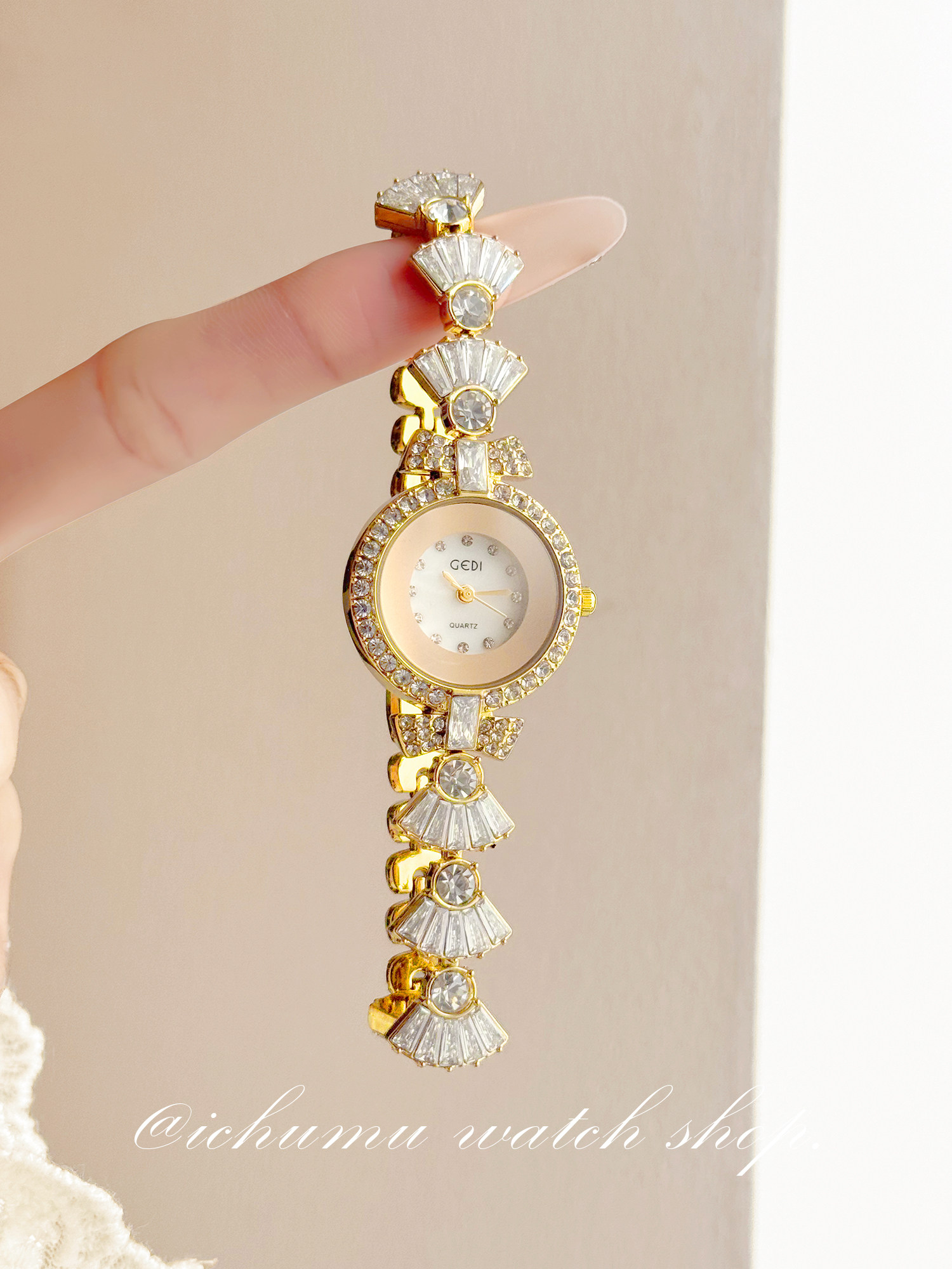Mermaid Women's Watch Light Lu - đánh giá và giá Leather Bracelet