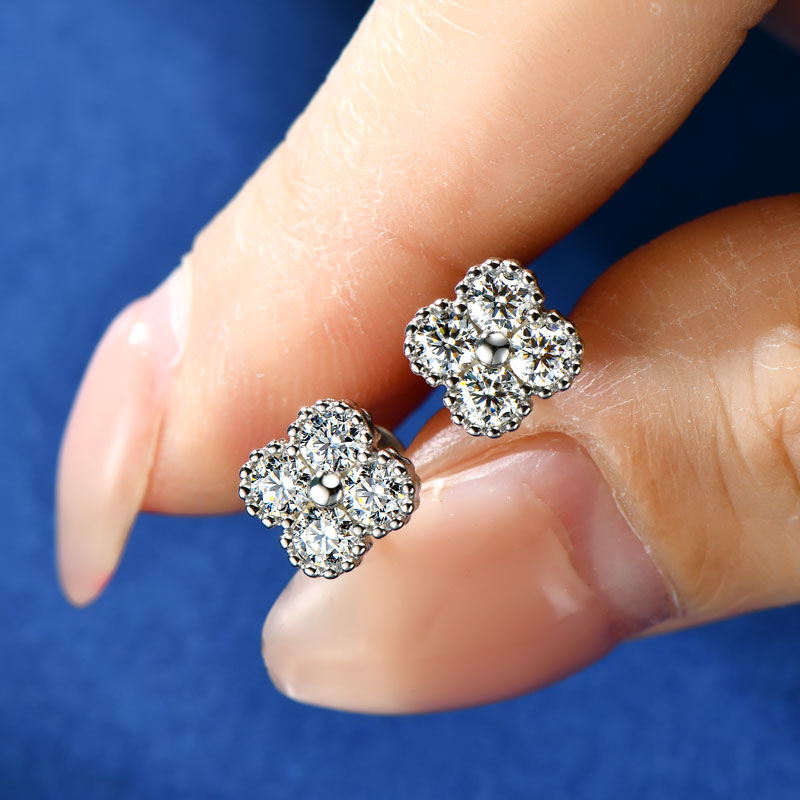 Moissanite Clover Flower Jewel - đánh giá và giá Diamond Stud Earrings