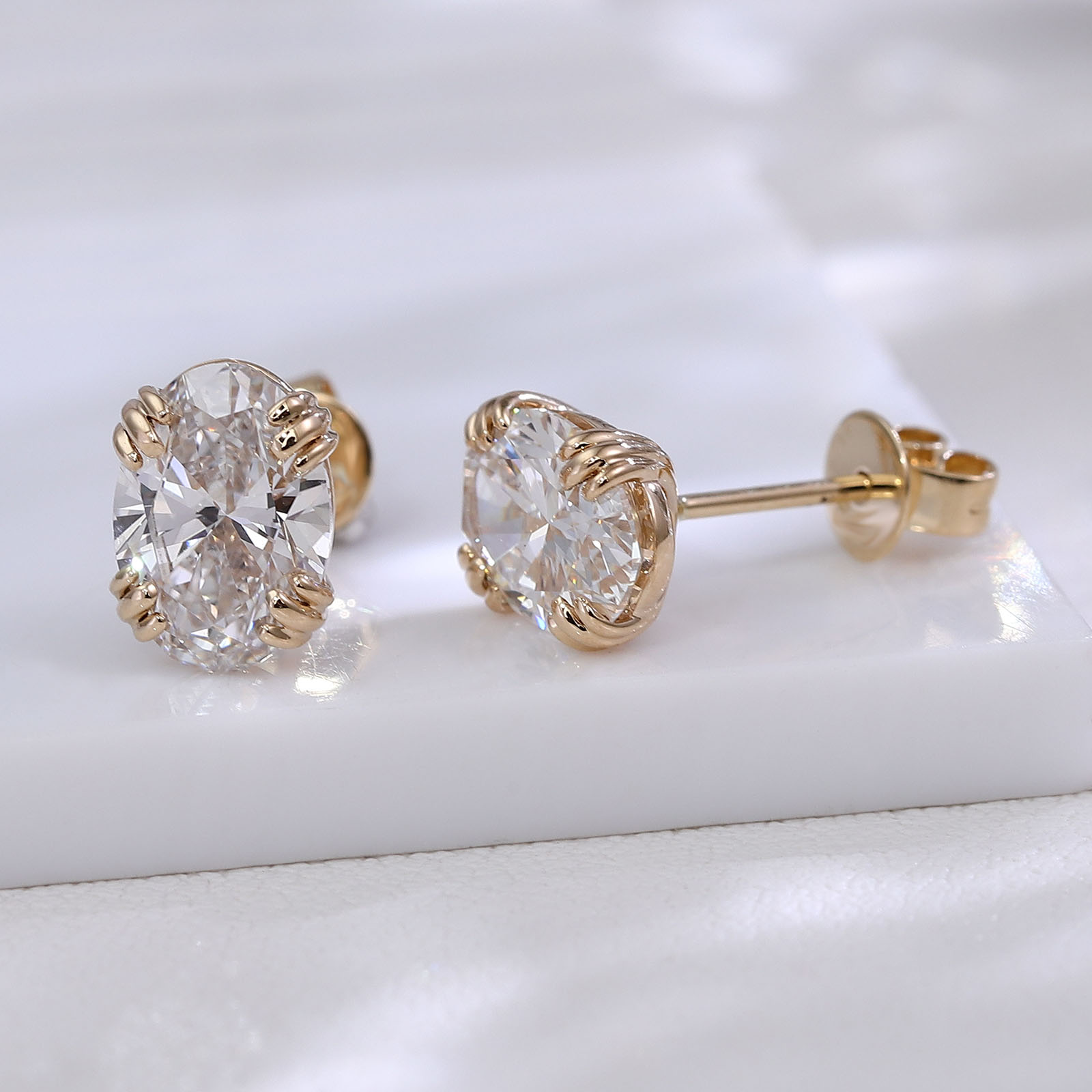 Provence Luxury Oval cut Earri - đánh giá và giá Diamond Stud Earrings